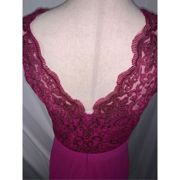 Fuchsia colored long dress with lace size 6 - Picture 5 of 5